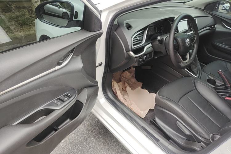 Used Buick Excelle GX 2018 18T Automatic Elite Model Driver Seat