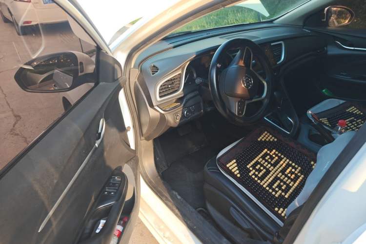 Used Buick Excelle GX 2018 18T Automatic Elite Model Driver Seat