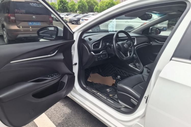 Used Buick Excelle GX 2018 18T Automatic Flagship Model Driver Seat