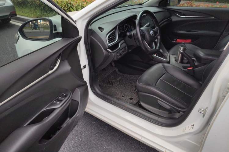 Used Buick Excelle GX 2018 18T Automatic Elite Model Driver Seat