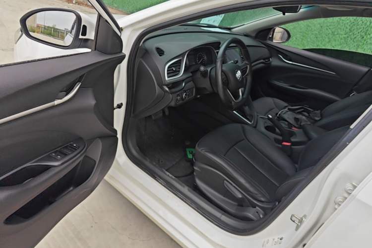 Used Buick Excelle GX 2018 18T Automatic Elite Model Driver Seat