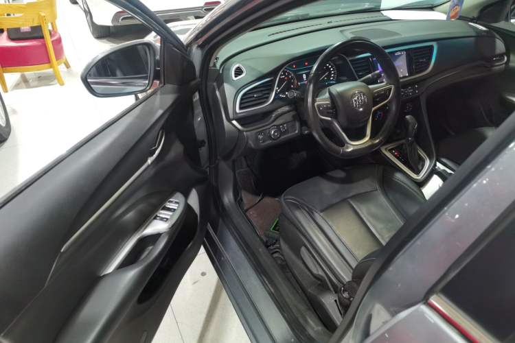 Used Buick Excelle GX 2018 18T Automatic Elite Model Driver Seat