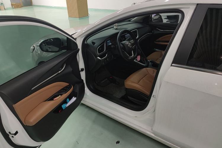 Used Buick Excelle GX 2018 18T Automatic Flagship Model Driver Seat