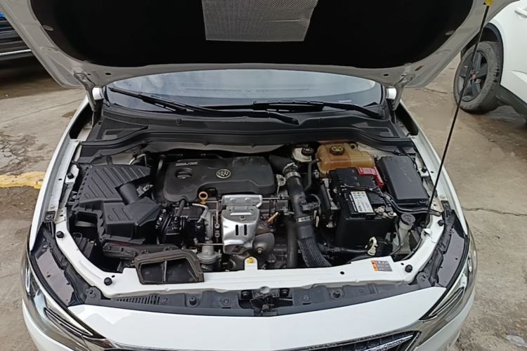 Used Buick Excelle GX 2018 18T Automatic Flagship Model Engine Bay