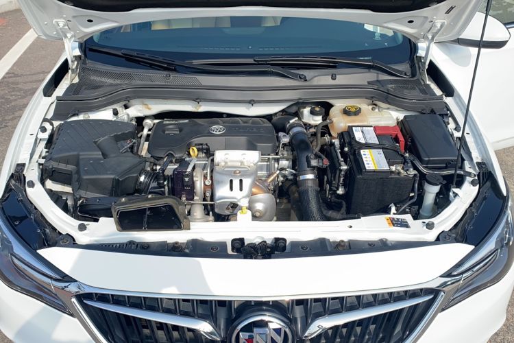 Used Buick Excelle GX 2018 18T Automatic Flagship Model Engine Bay