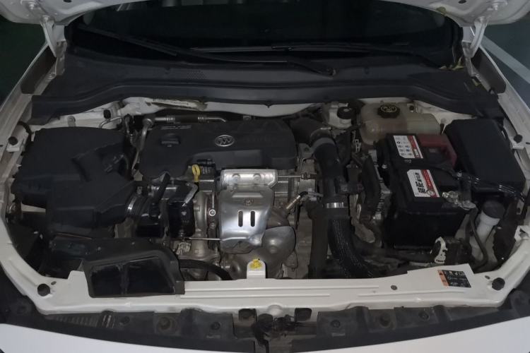 Used Buick Excelle GX 2018 18T Automatic Flagship Model Engine Bay