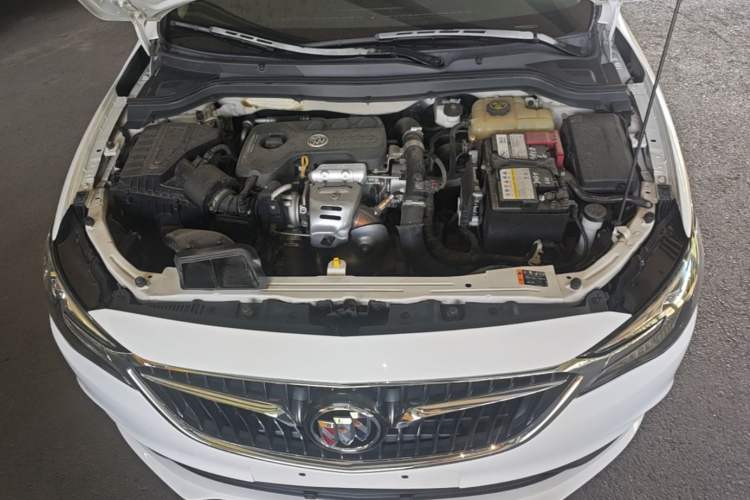 Used Buick Excelle GX 2018 15T Dual-Clutch Elite Model Engine Bay