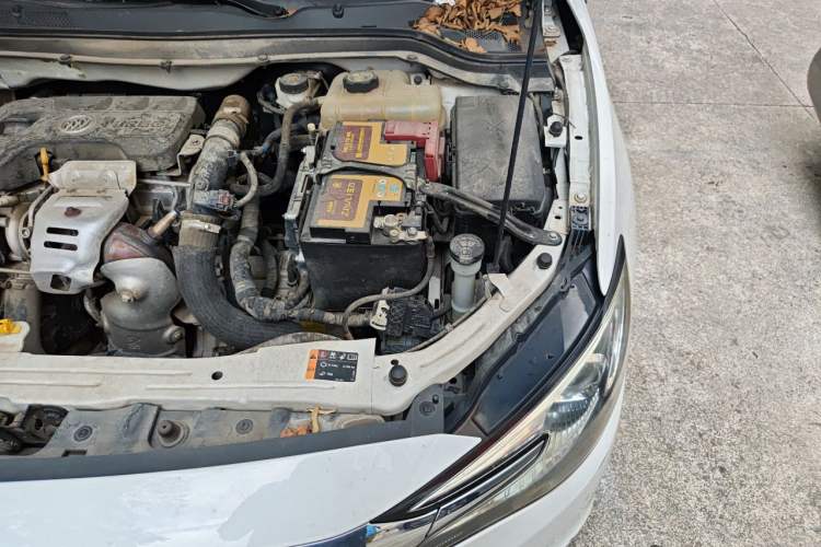 Used Buick Excelle GX 2018 15T Dual-Clutch Elite Model Engine Bay Left
