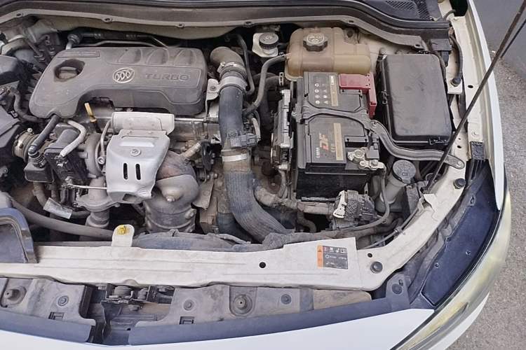 Used Buick Excelle GX 2018 18T Automatic Flagship Model Engine Bay Left