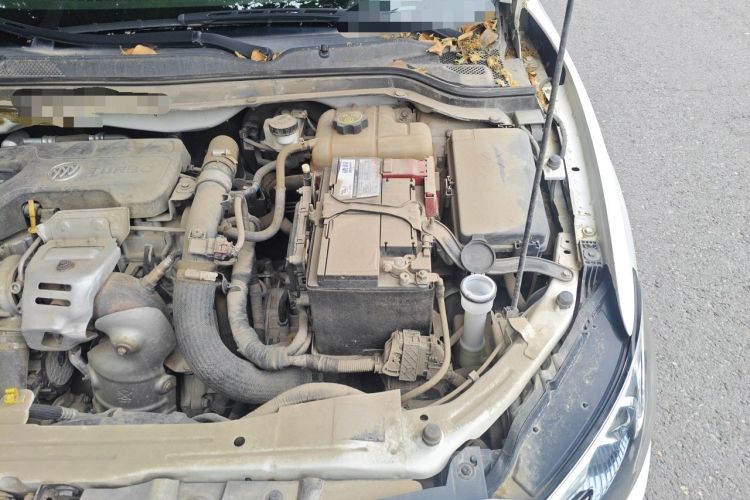 Used Buick Excelle GX 2018 15T Dual-Clutch Elite Model Engine Bay Left