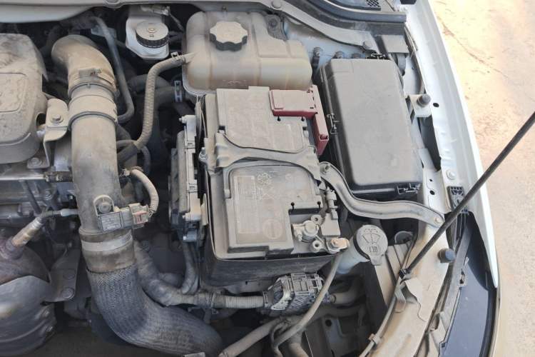 Used Buick Excelle GX 2018 18T Automatic Elite Model Engine Bay Left
