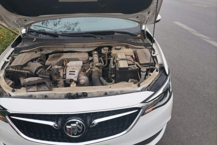 Used Buick Excelle GX 2018 15T Dual-Clutch Elite Model Engine Bay Left