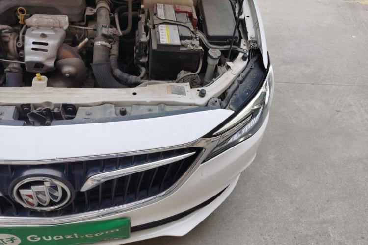 Used Buick Excelle GX 2018 15T Dual-Clutch Elite Model Engine Bay Left