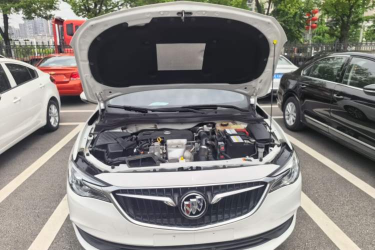 Used Buick Excelle GX 2018 18T Automatic Flagship Model Engine Bay