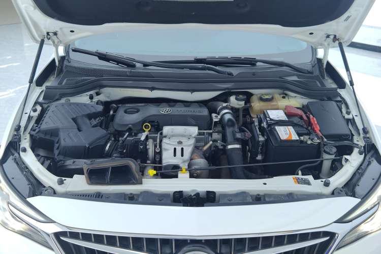 Used Buick Excelle GX 2018 18T Automatic Flagship Model Engine Bay