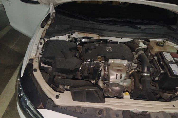 Used Buick Excelle GX 2018 18T Automatic Flagship Model Engine Bay Right