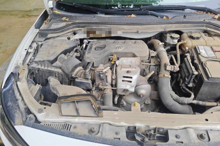 Used Buick Excelle GX 2018 15T Dual-Clutch Elite Model Engine Bay Right
