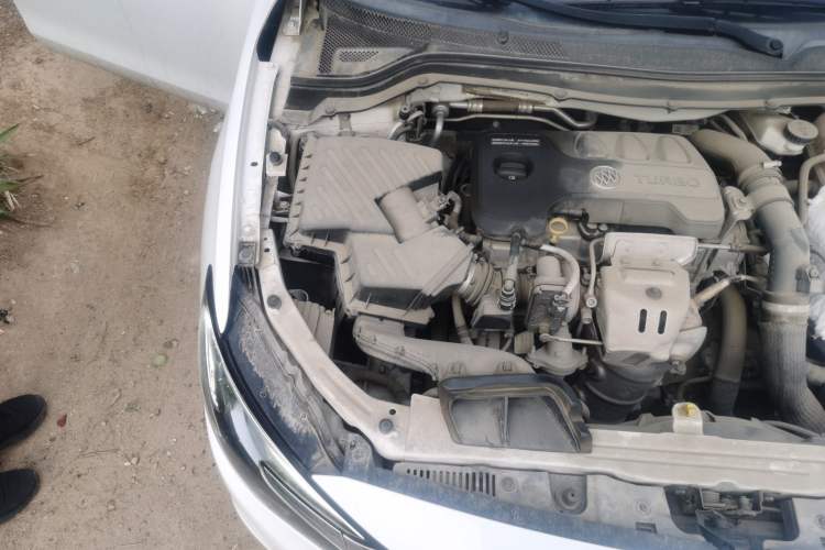 Used Buick Excelle GX 2018 18T Automatic Flagship Model Engine Bay Right