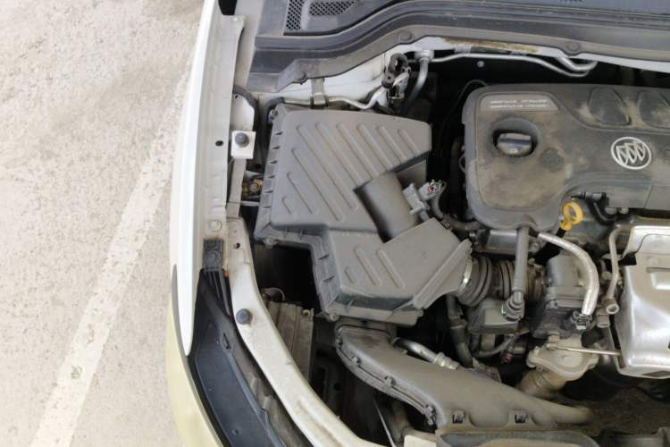 Used Buick Excelle GX 2018 18T Automatic Elite Model Engine Bay Right
