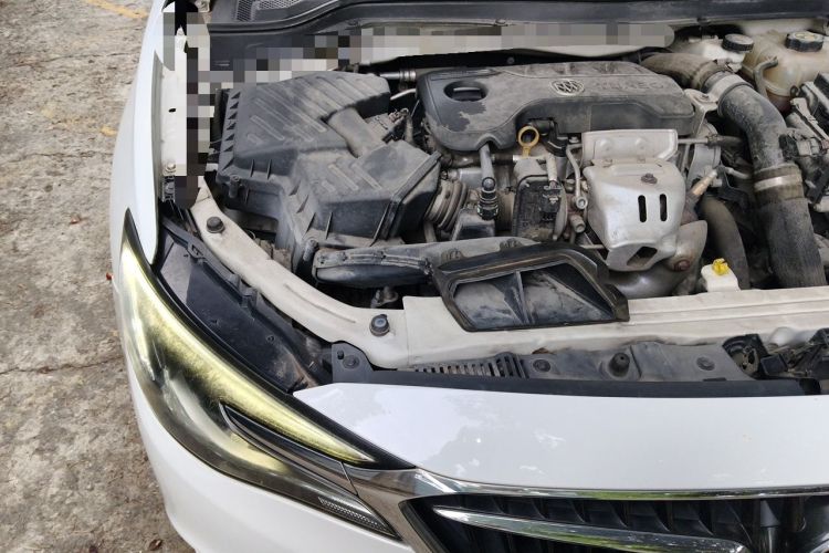 Used Buick Excelle GX 2018 18T Automatic Flagship Model Engine Bay Right