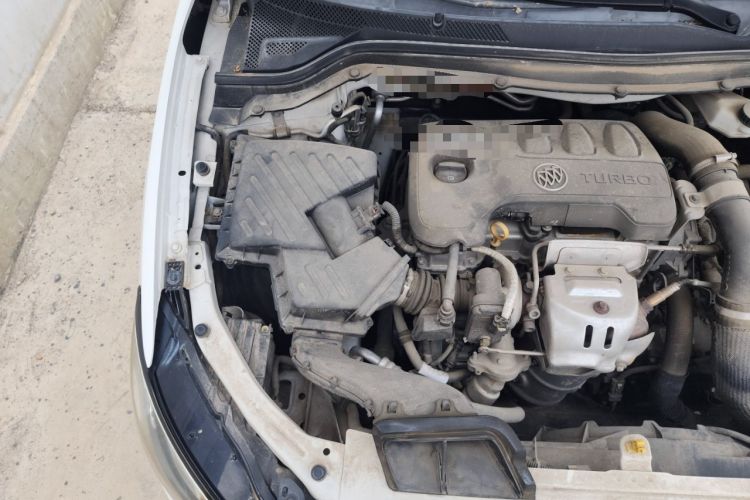 Used Buick Excelle GX 2018 18T Automatic Flagship Model Engine Bay Right