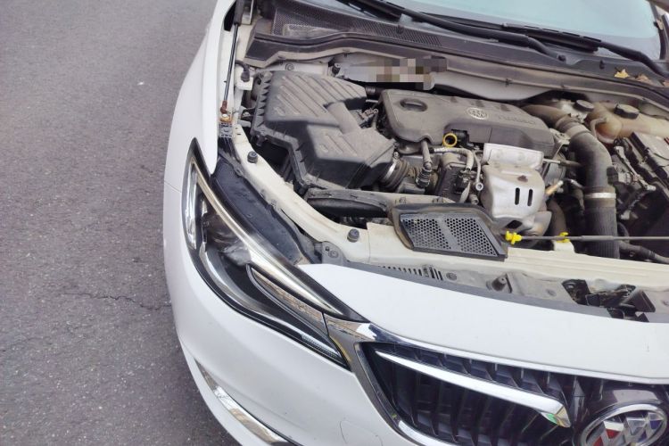 Used Buick Excelle GX 2018 18T Automatic Flagship Model Engine Bay Right