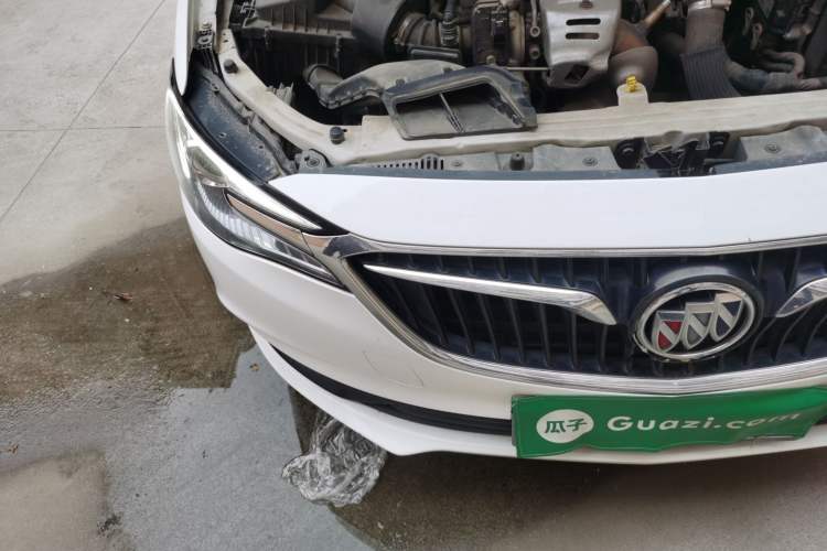 Used Buick Excelle GX 2018 15T Dual-Clutch Elite Model Engine Bay Right