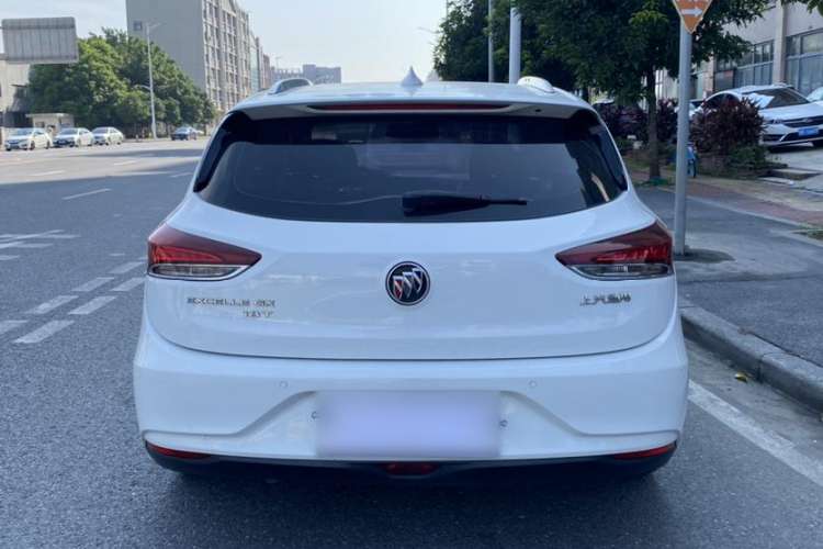 Used Buick Excelle GX 2018 18T Automatic Elite Model Exterior 2