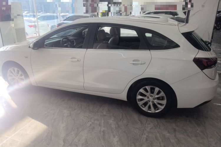 Used Buick Excelle GX 2018 15T Dual-Clutch Elite Model Exterior 5