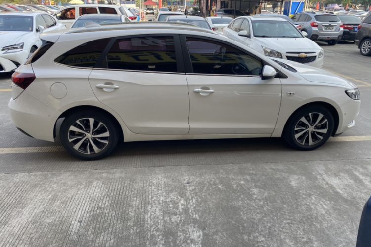 Used Buick Excelle GX 2018 18T Automatic Elite Model Exterior 5