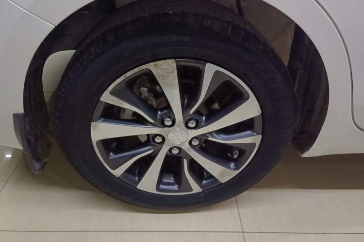 Used Buick Excelle GX 2018 18T Automatic Flagship Model Exterior 8