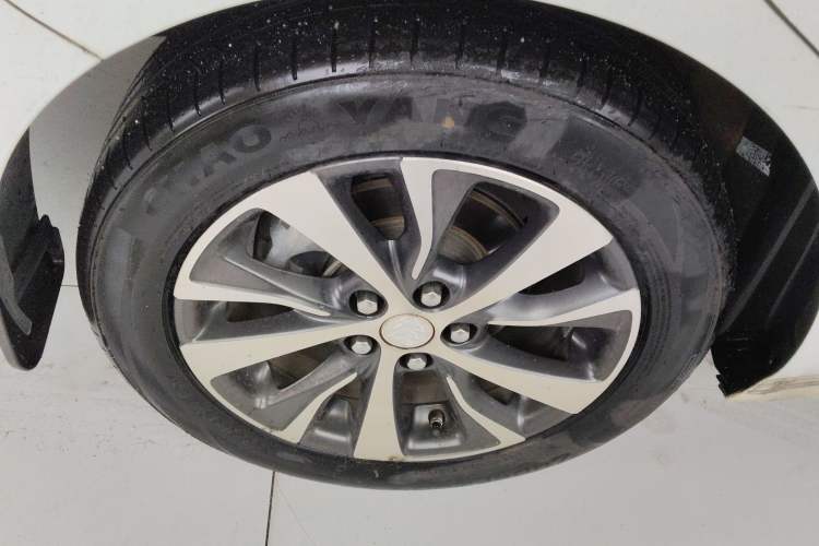 Used Buick Excelle GX 2018 18T Automatic Flagship Model Exterior 8