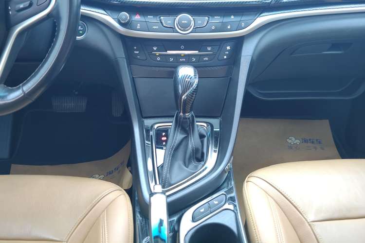 Used Buick Excelle GX 2018 18T Automatic Flagship Model Gear Lever