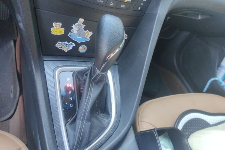 Used Buick Excelle GX 2018 18T Automatic Flagship Model Gear Lever