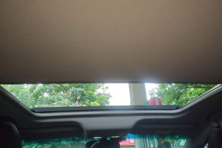 Used Buick Excelle GX 2018 18T Automatic Elite Model Headliner