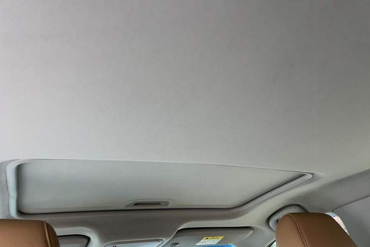 Used Buick Excelle GX 2018 18T Automatic Flagship Model Headliner