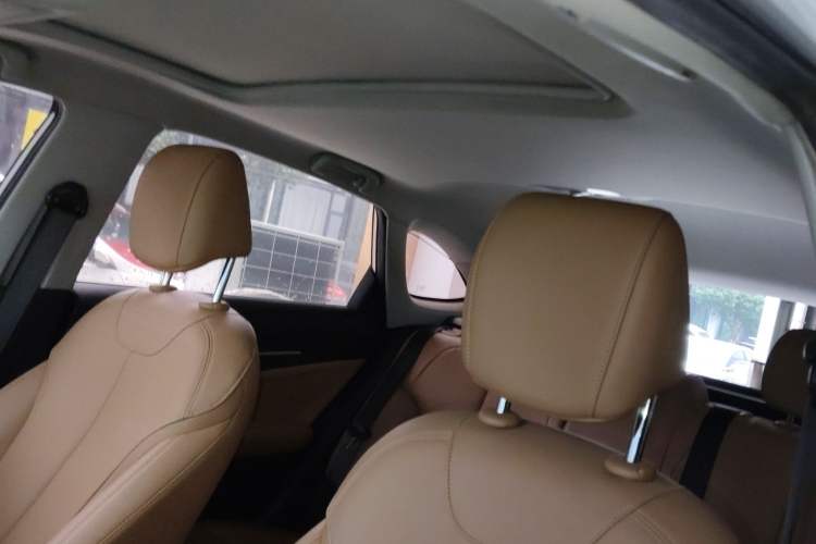 Used Buick Excelle GX 2018 18T Automatic Flagship Model Headliner