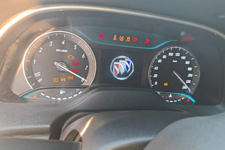 Used Buick Excelle GX 2018 18T Automatic Elite Model Instrument Cluster