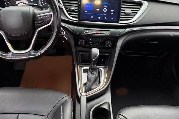 Used Buick Excelle GX 2018 18T Automatic Elite Model Interior 1