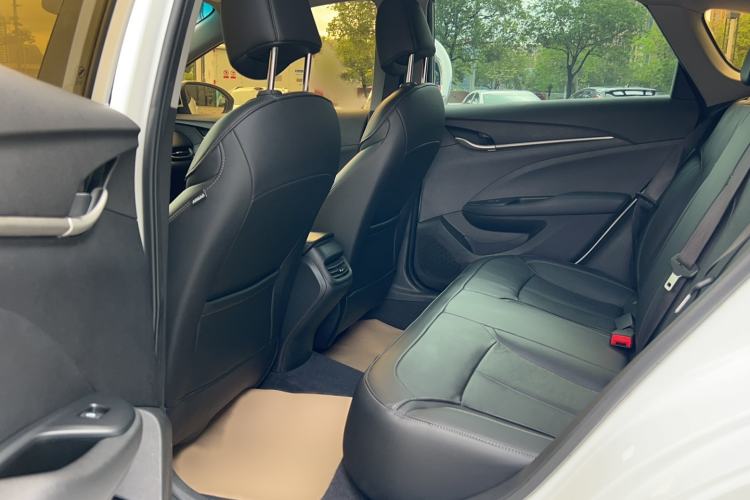 Used Buick Excelle GX 2018 18T Automatic Elite Model Interior 2