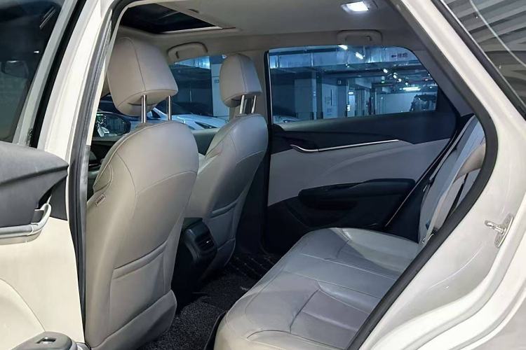 Used Buick Excelle GX 2018 15T Dual-Clutch Elite Model Interior 2