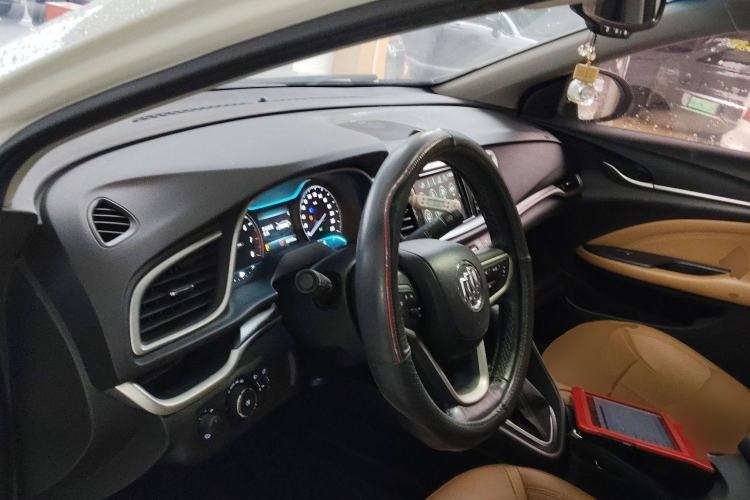Used Buick Excelle GX 2018 18T Automatic Flagship Model Interior 2