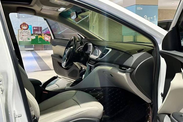 Used Buick Excelle GX 2018 15T Dual-Clutch Elite Model Interior 3