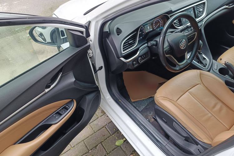 Used Buick Excelle GX 2018 18T Automatic Flagship Model Interior 3