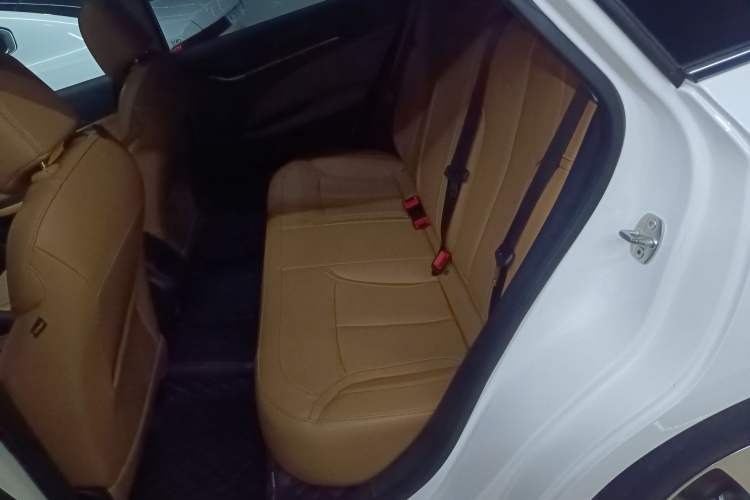 Used Buick Excelle GX 2018 18T Automatic Flagship Model Interior 4