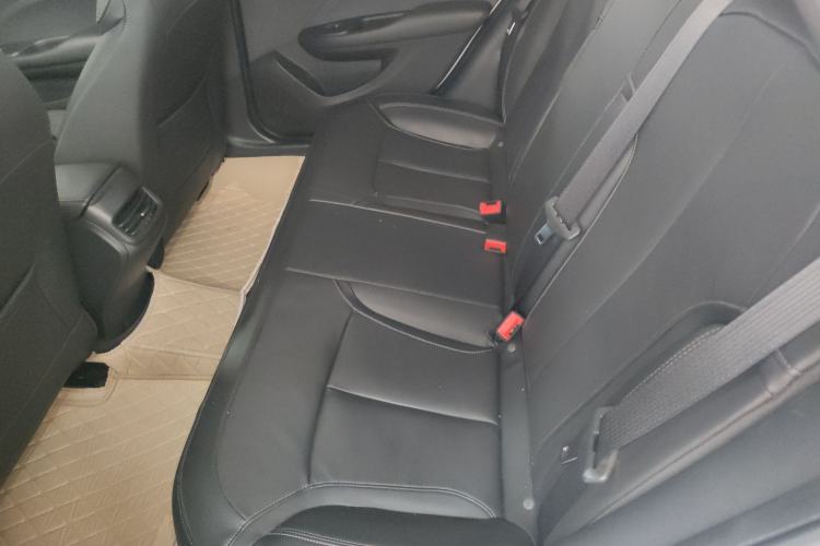 Used Buick Excelle GX 2018 18T Automatic Elite Model Interior 4