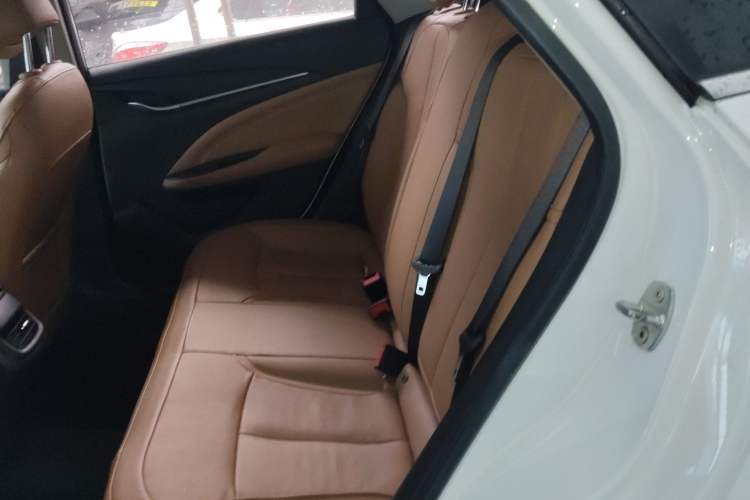 Used Buick Excelle GX 2018 18T Automatic Flagship Model Interior 4