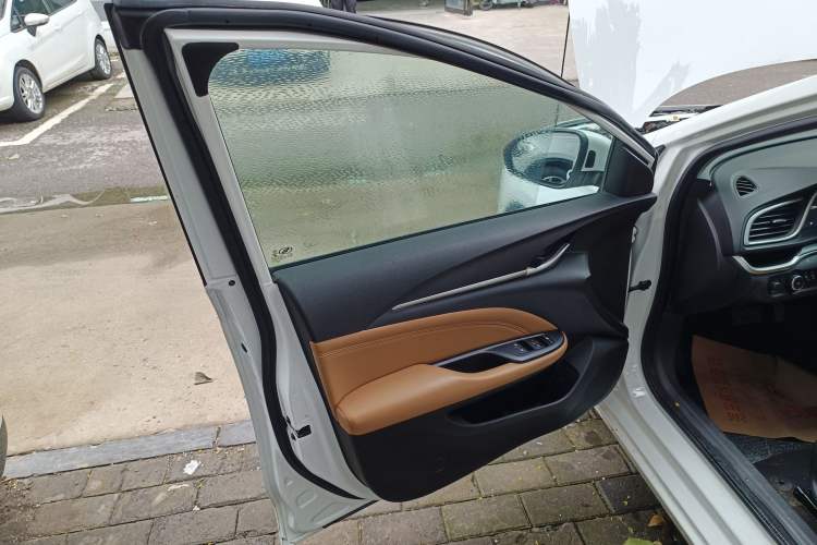 Used Buick Excelle GX 2018 18T Automatic Flagship Model Interior 7