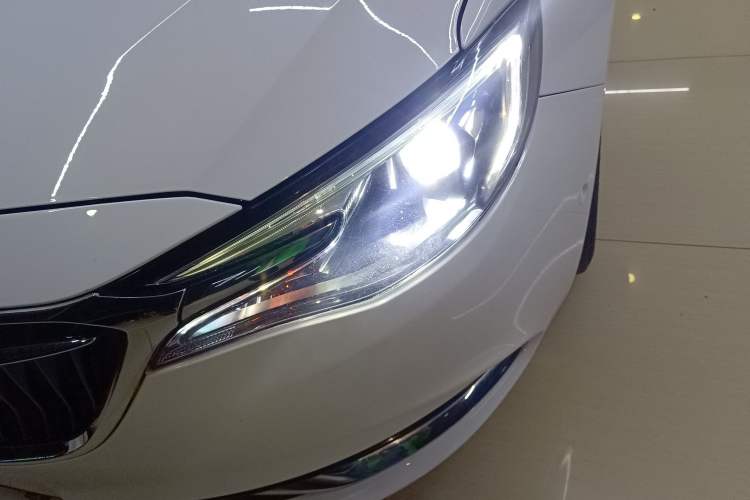 Used Buick Excelle GX 2018 18T Automatic Flagship Model Left Front Headlight