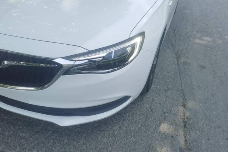 Used Buick Excelle GX 2018 18T Automatic Elite Model Left Front Headlight